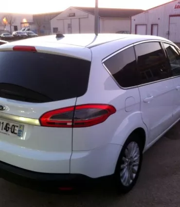 Clean Premium Ford S-Max