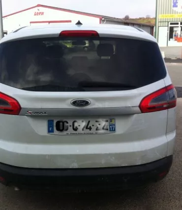 Clean Premium Ford S-Max